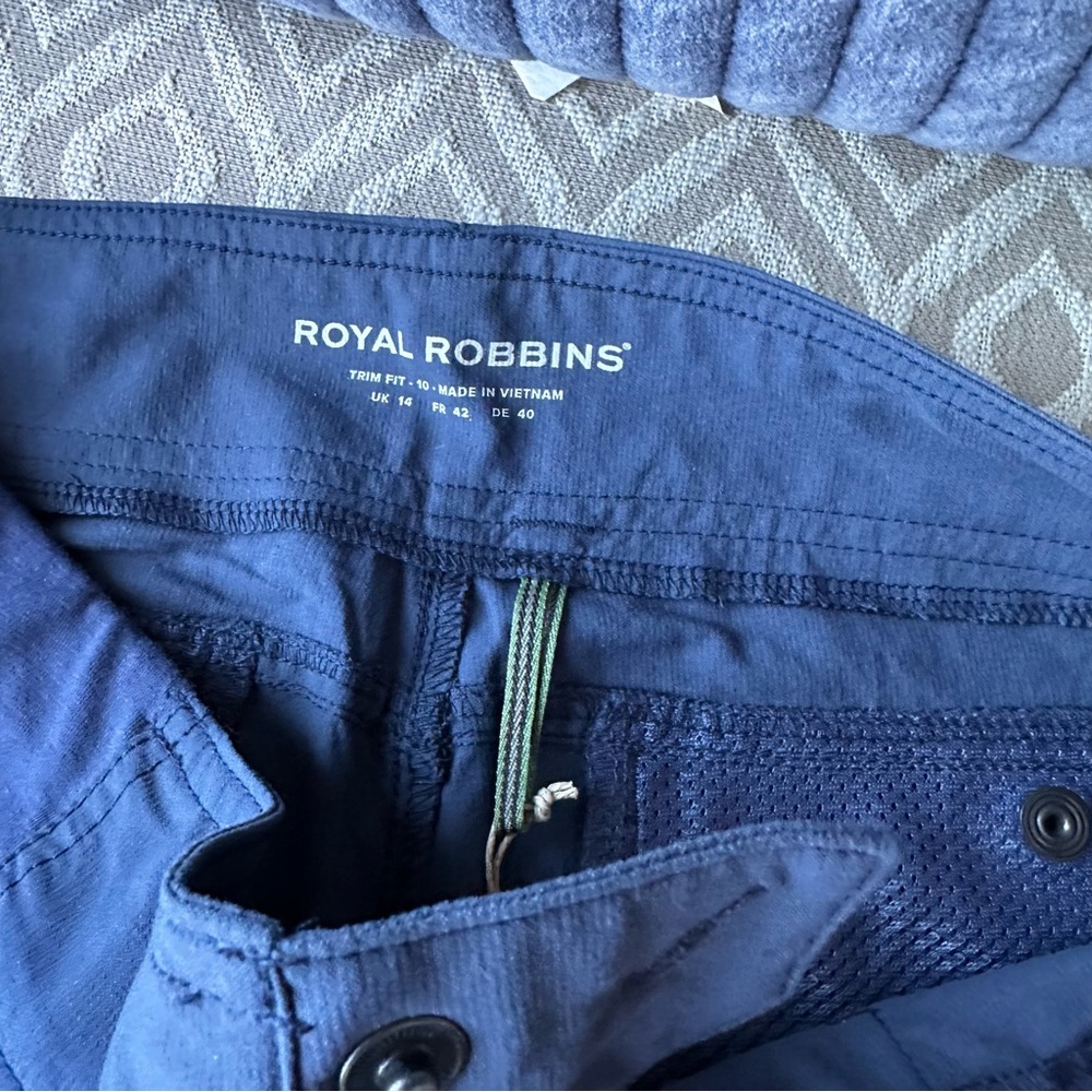 Royal Robins Trim Fit Women's Navy Capri Pants sz 10 - Picture 6 of 8